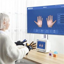 Treinamento de mão para exercícios manuais de robô de reabilitação